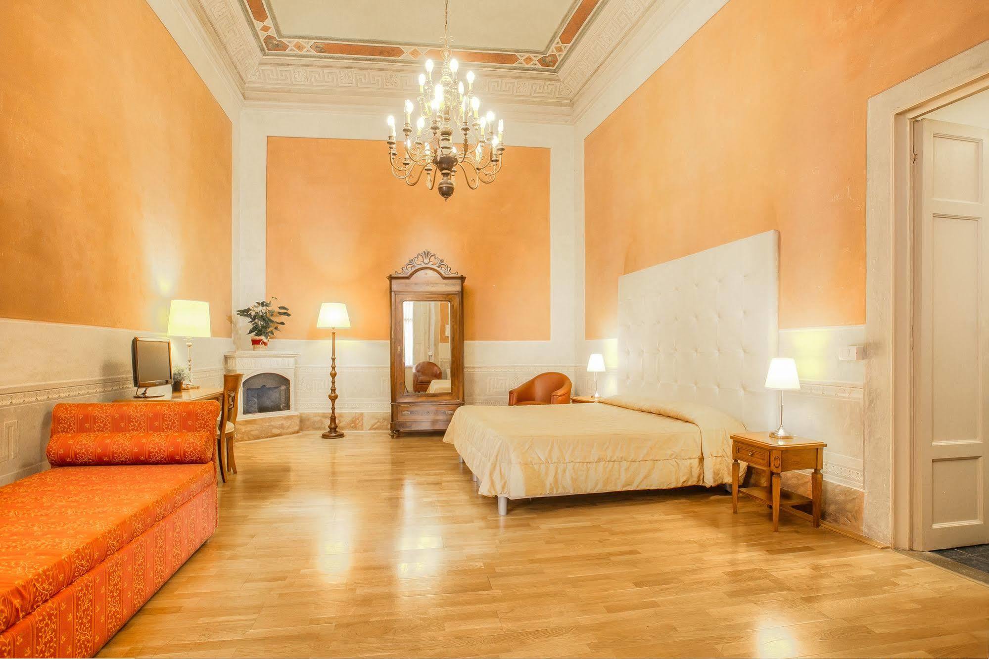 Hotel Bretagna Heritage - Alfieri Collezione Florenz Exterior foto